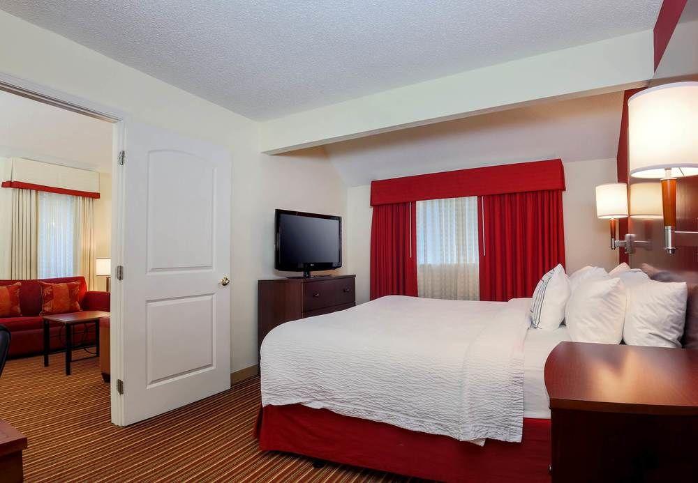 Residence Inn By Marriott Atlanta Cumberland/Galleria Smyrna Exterior photo