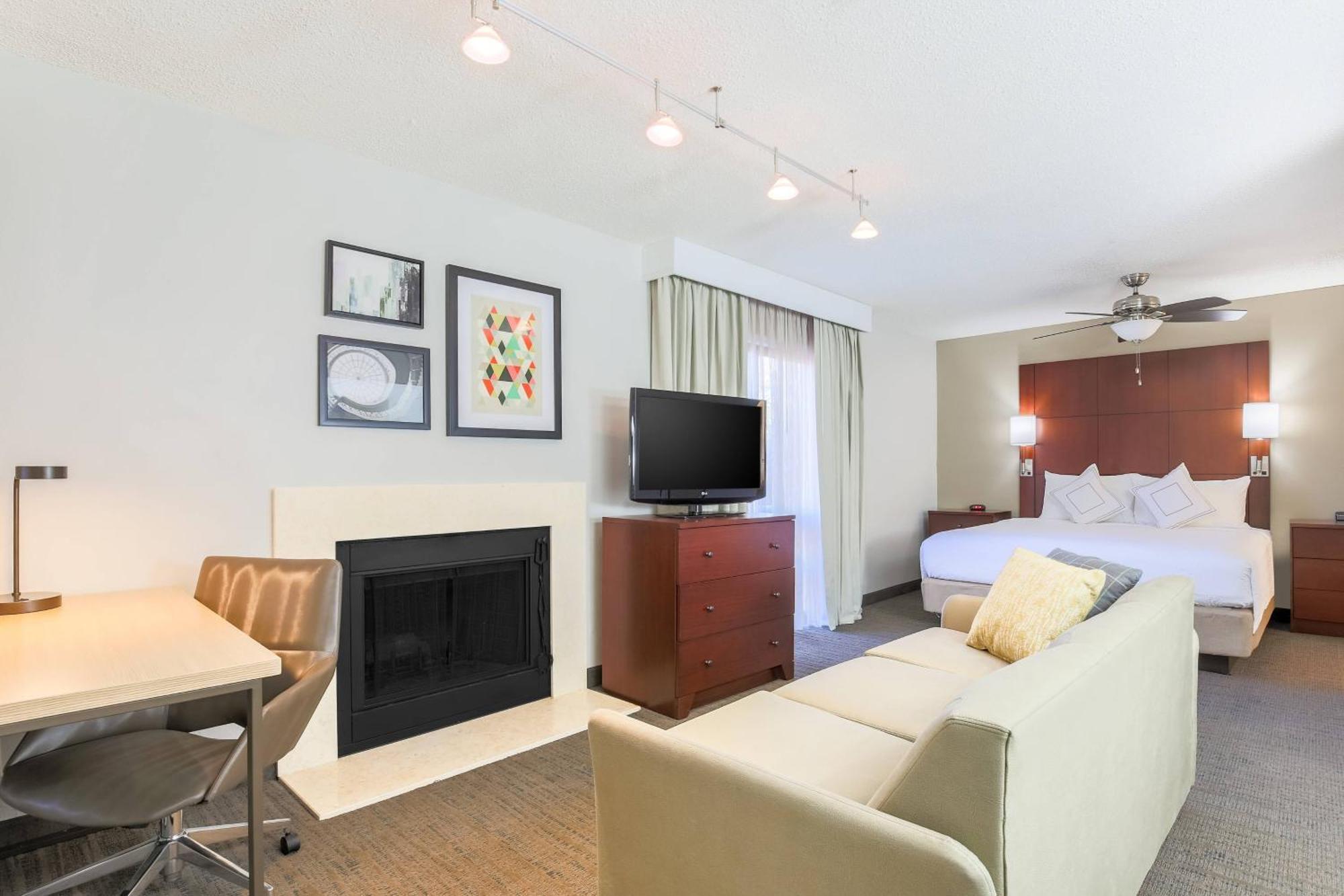 Residence Inn By Marriott Atlanta Cumberland/Galleria Smyrna Exterior photo