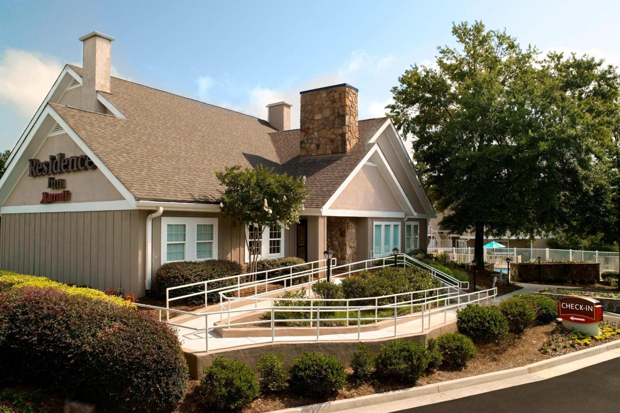 Residence Inn By Marriott Atlanta Cumberland/Galleria Smyrna Exterior photo